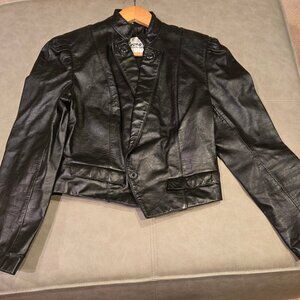 Vintage Wilsons Back Leather Cropped Jacket. Size 12, Excellent Condition.